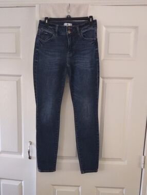 cabi Cinch Skinny High Rise  Jeans Size 6 Wide Waist Band Size 6